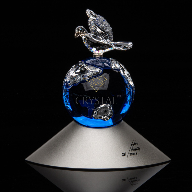 CrystalWebShop- CrystalWebShop.com Specialised in Swarovski